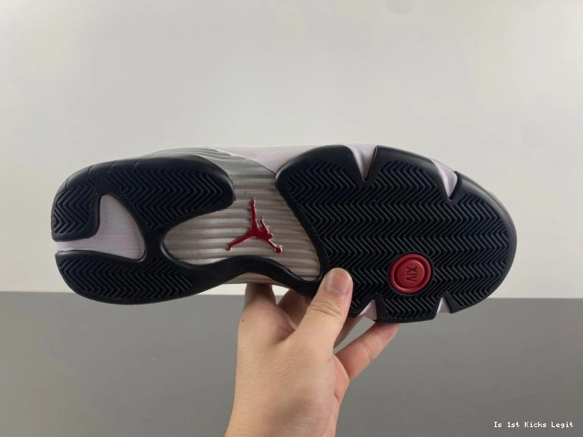 14 (2024) Jordan Toe Black Air 487471-160 Retro 0811